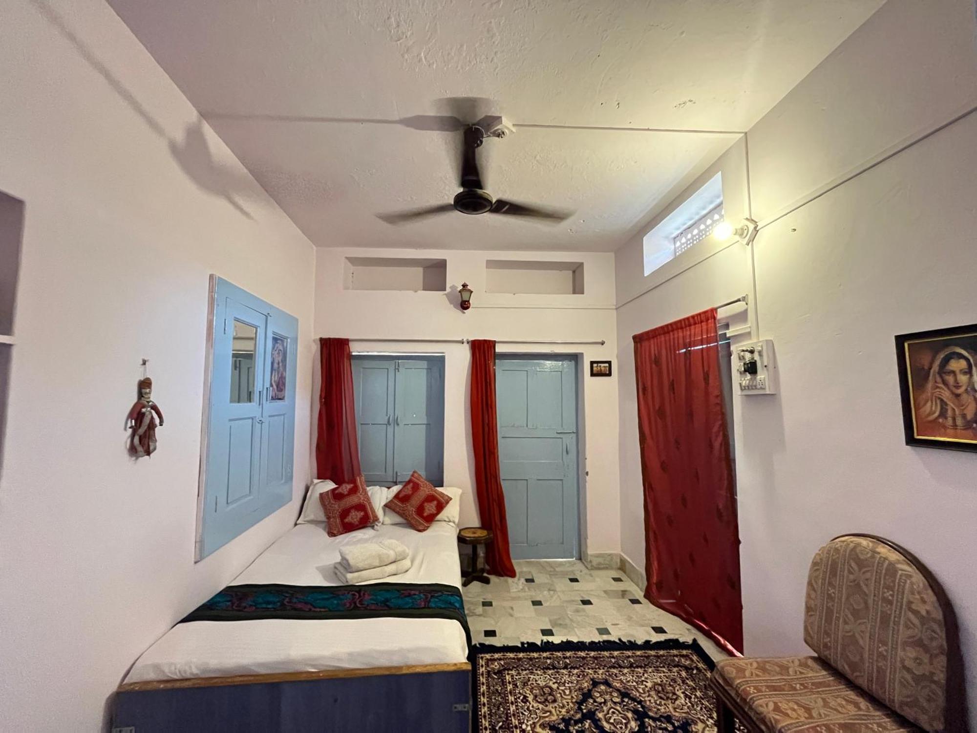 Hostel Marigold Home Stay Dzsaiszalmer Szoba fotó